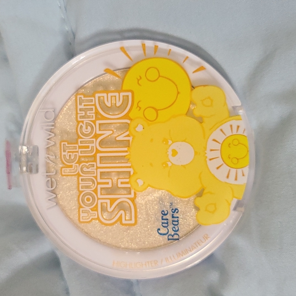 Wet n Wild Care Bears L.E. Highlighter